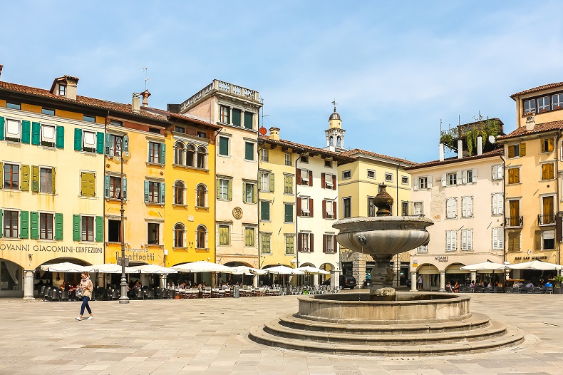 Udine - Stockfoto-ID: 355977668 Copyright: Denis Vostrikov - Big Stock Photo